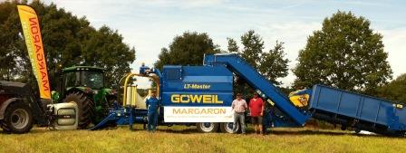 Chantier Presse MARGARON à poste fixe pour fourrages